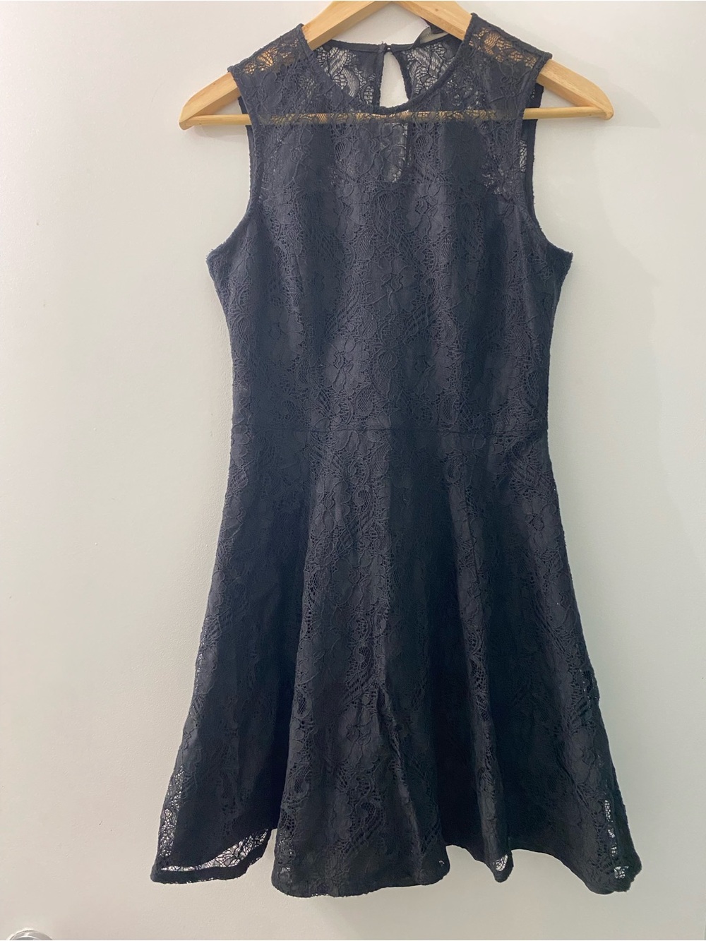 Banana Republic - Classic Black Lace Sleeveless Fit & Flare Dress